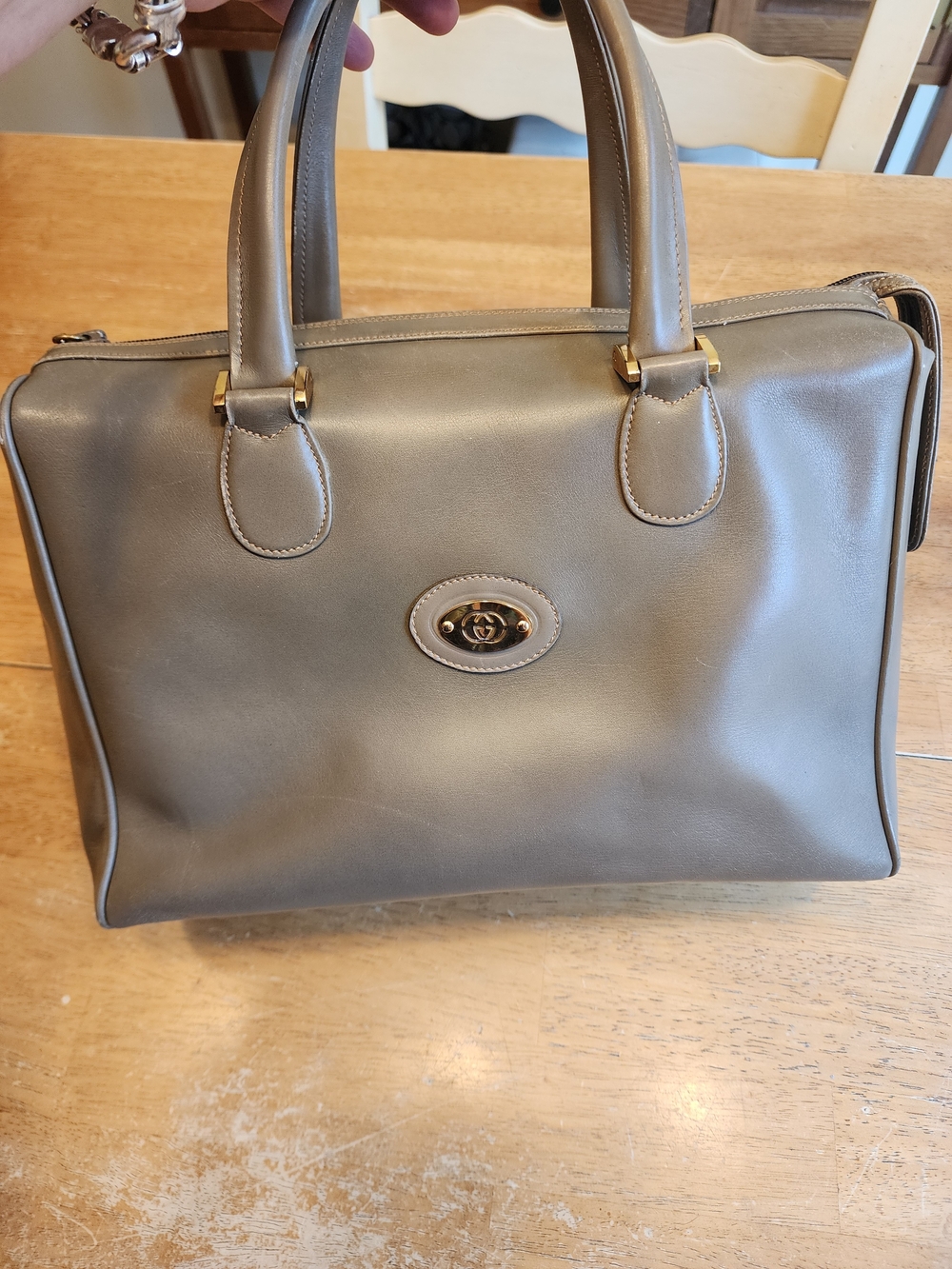 vintage Gucci Interlocking G Top Handle Bag, crafted from neutral beige leather